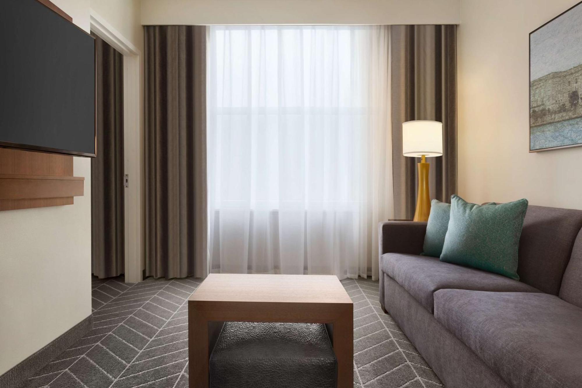 Hotel Embassy By Hilton Riverfront Município de Wilmington
